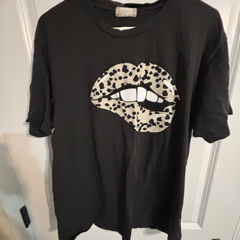 Altar'd State Black Tee with Cream Leopard Lip Graphic